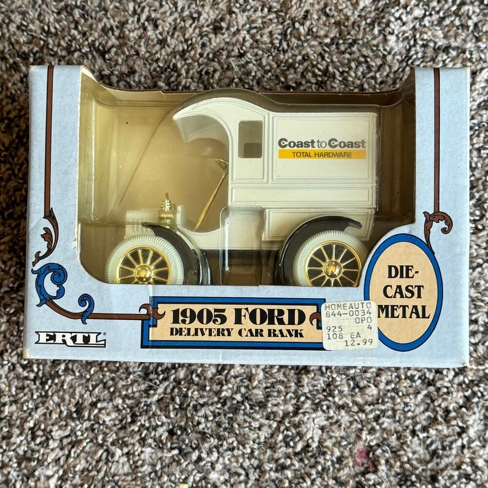 Vintage 1905 Ford Delivery Car Bank – Die-Cast Metal Collectible in Original Box